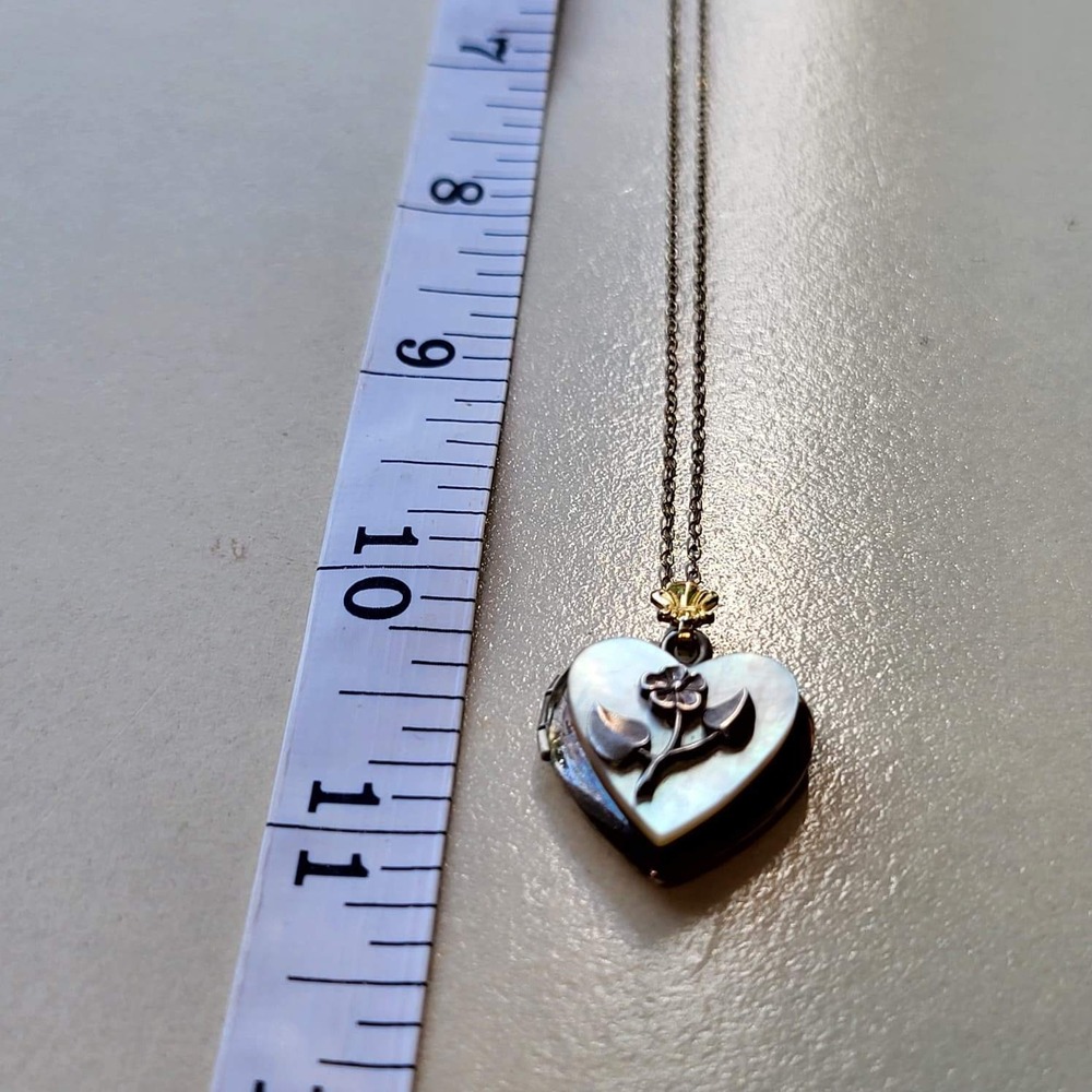 Vintage W.E. Hayward 12k Gold Filled Heart Locket Mother of Pearl Flower